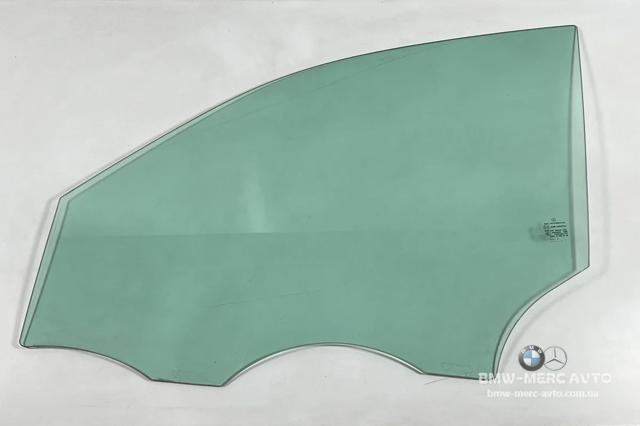 Скло водійських дверей A1667251310 MERCEDES