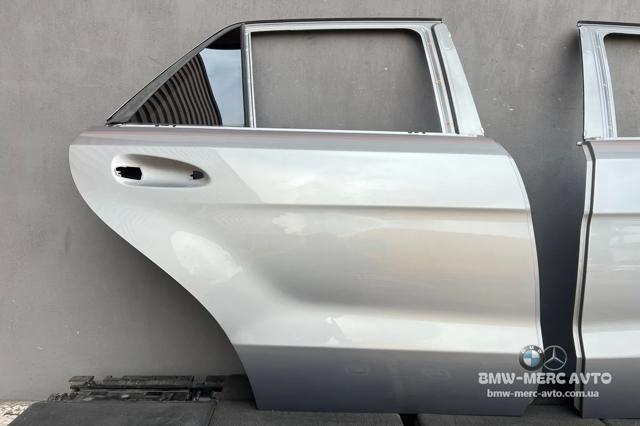 Двері задні в зборі A1667300205 MERCEDES