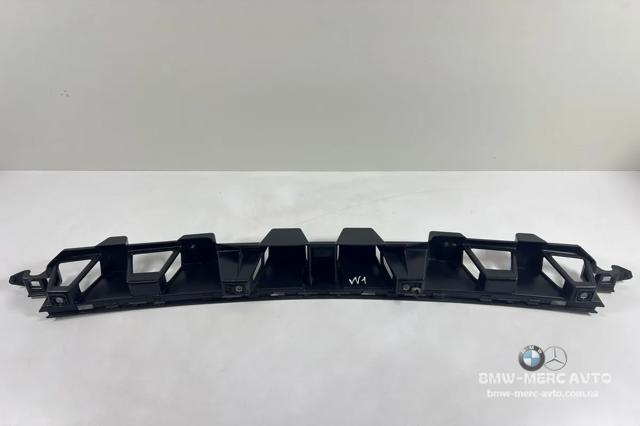 Кронштейн бампера заднього, центральний A1668850165 MERCEDES