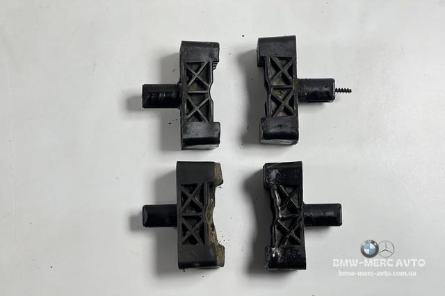 Подушка домкрата нижня, піддомкратники A2046900009 MERCEDES