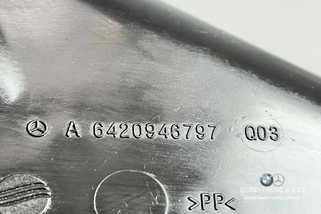 Патрубок повітряний, вхід повітряного фільтра A6420946797 MERCEDES