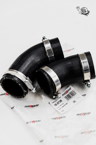 Шланг/патрубок интеркуллера 180738 MAXGEAR