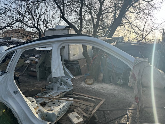 Кузовщина права 41007954994 BMW