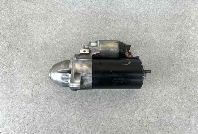 Стартер автомобільний 0001108211 BOSCH