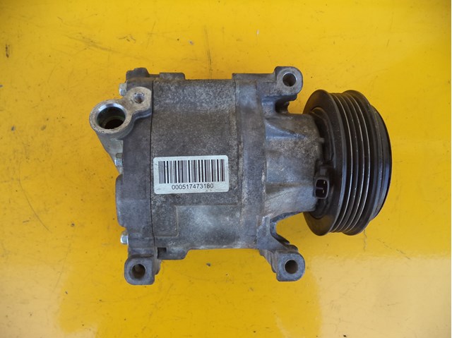 Компресор кондиціонера 1535408 FORD