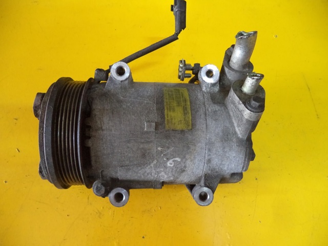 Насос кондиціонера 1677171 FORD