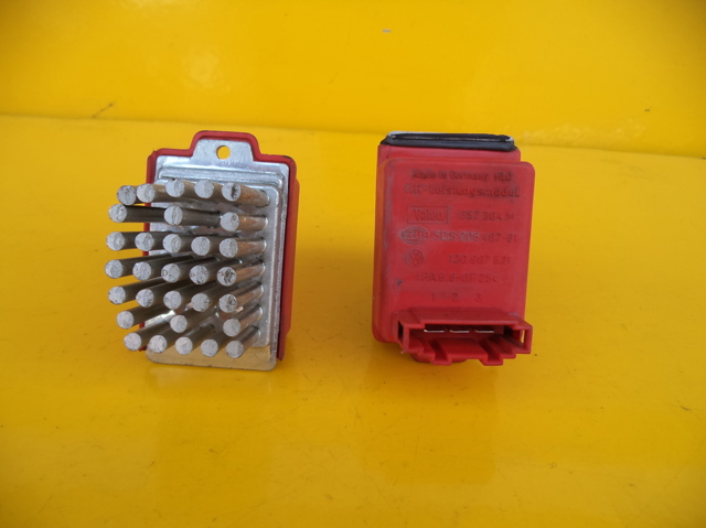 Реле обігрівача Skoda SuperB 1