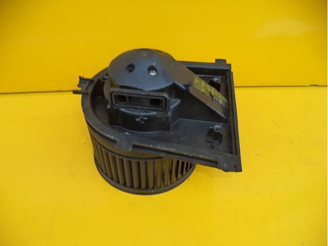 Двигун вентилятора пічки (обігрівача салону) для audi a3 (1j1819021) с 96-05 г.в. 1J1819021