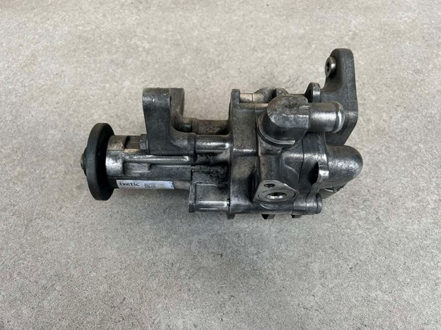 Насос кермового управління 32416796491 BMW