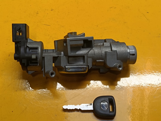 Замок запалювання 3M513F880AA MAZDA