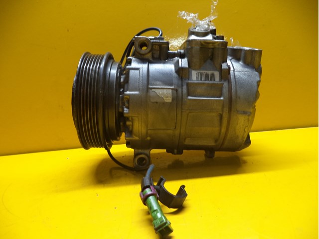 Компресор кондиціонера 4B0260805B GM