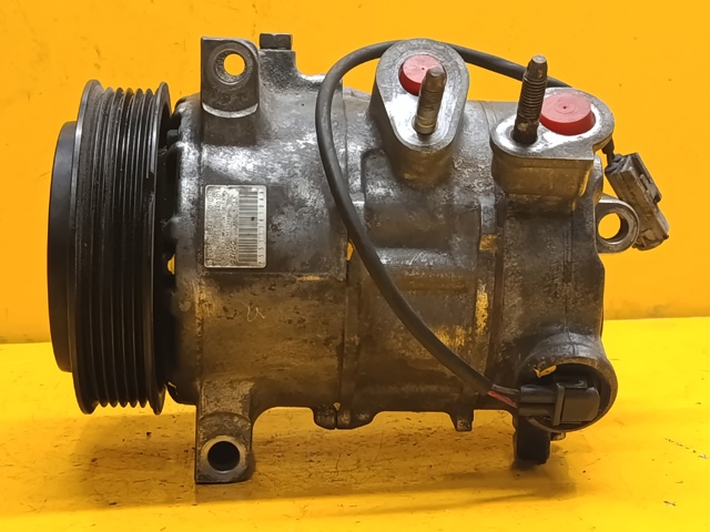 Насос кондиціонера 55111610AA CHRYSLER