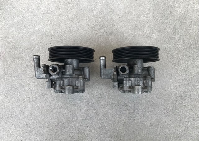 Насос гідропідсилювача механізму кермового управління Hyundai Tucson I