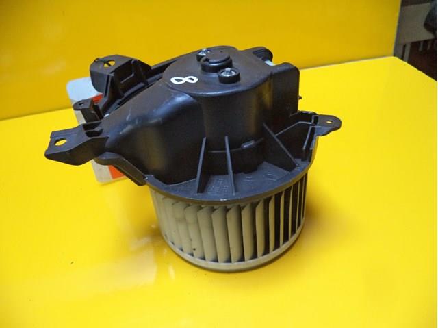 Двигун вентилятора пічки (обігрівача салону) для opel corsa d/fiat grande punto (denso 37400) (5d3330100) (5d3130100) без резистора с 06-14 г.в. 5D3330100