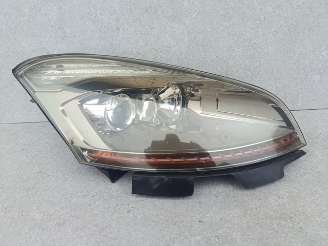 Фара передня права 6206C0 PEUGEOT