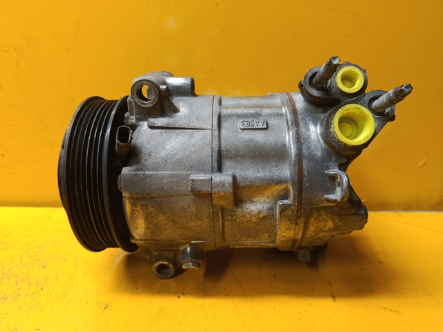 Компресор кондиціонера 68225206AB CHRYSLER