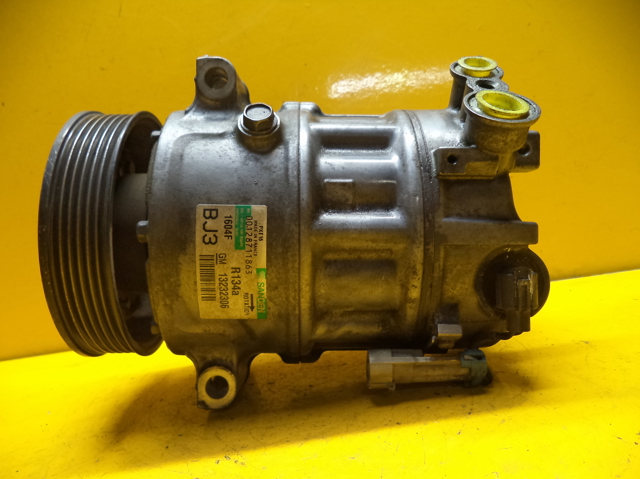 Компресор кондиціонера 6854110 OPEL