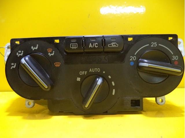 Блок управління пічкою 72311FE051 SUBARU