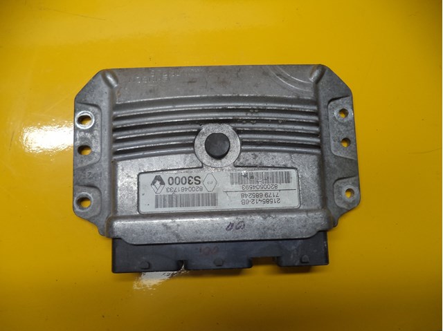 Блок двигуна 8200461733 RENAULT