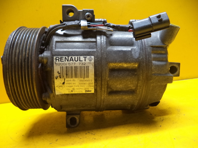 Насос кондиціонера 8200577732 RENAULT