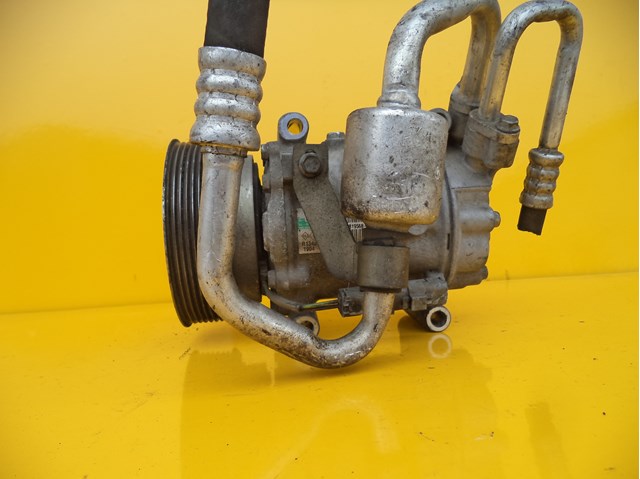 Компресор кліматичної установки 8200819568A RENAULT