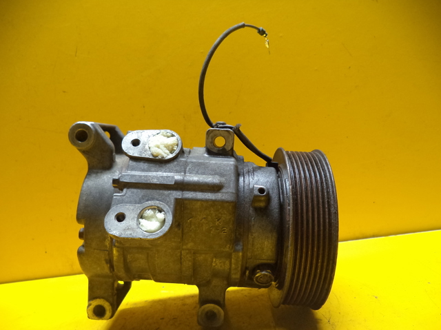 Компресор кліматичної установки 883100K112 TOYOTA