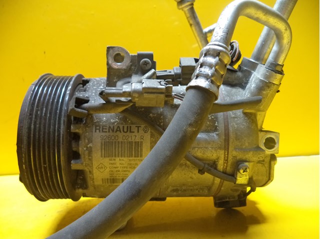 Компресор кондиціонера 926000217R RENAULT