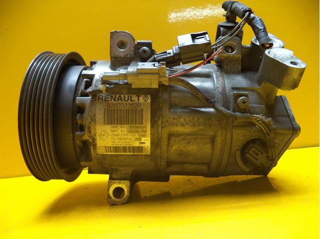 Компресор системи кондиціювання 926002352R RENAULT