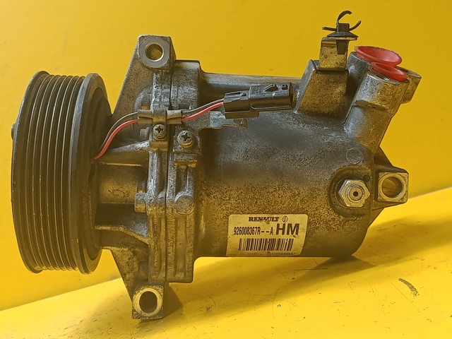Компресор кліматичної установки 926008367R RENAULT