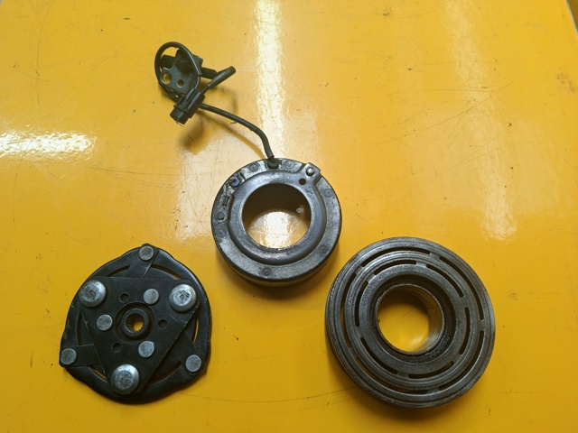 Насос кондиціонера 9520062JA0 MITSUBISHI