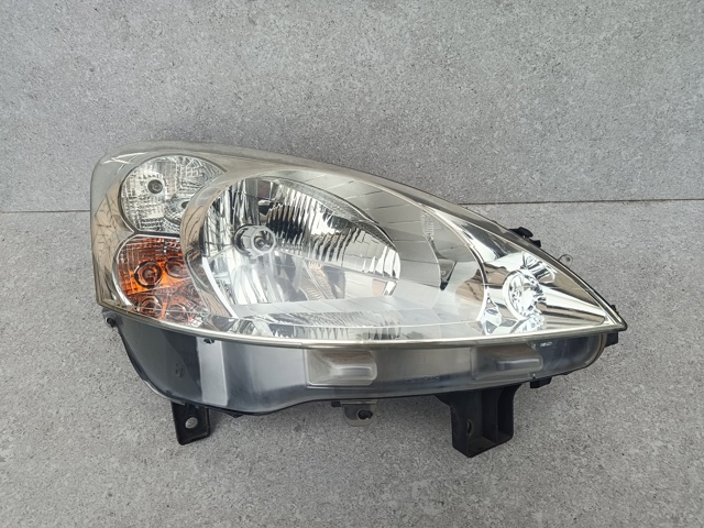Права блок фара 9682829280 PEUGEOT