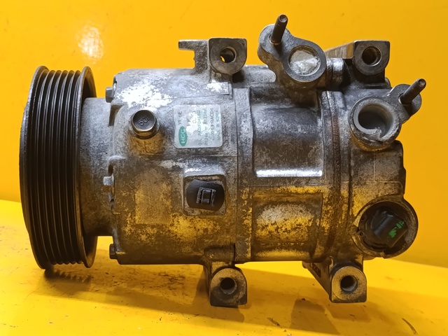 Компресор кондиціонера 977013V110 HYUNDAI
