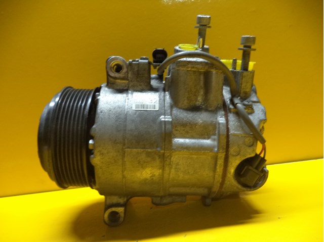 Компресор холодоагенту A0022303211 MERCEDES