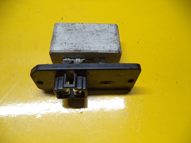 Регулятор оборотів пічки A1638200297 MERCEDES
