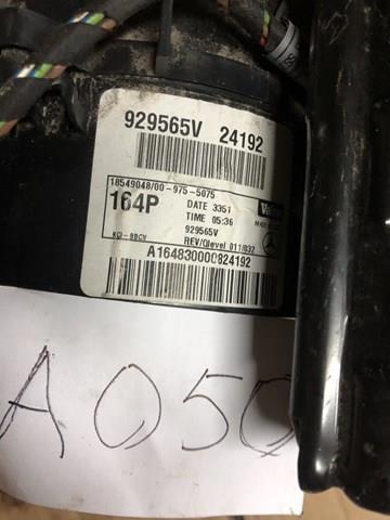 Двигун вентилятора пічки (опалювача салону), задній A1648300008 MERCEDES