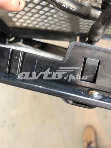 Решітка капота A1648804805 MERCEDES