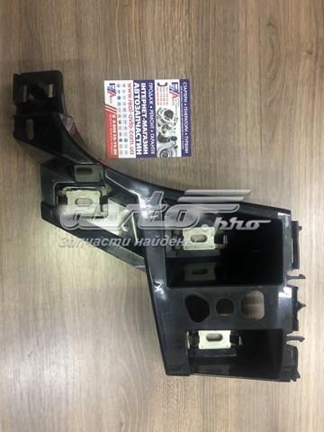 Кронштейн бампера заднього, правий A1668805803 MERCEDES