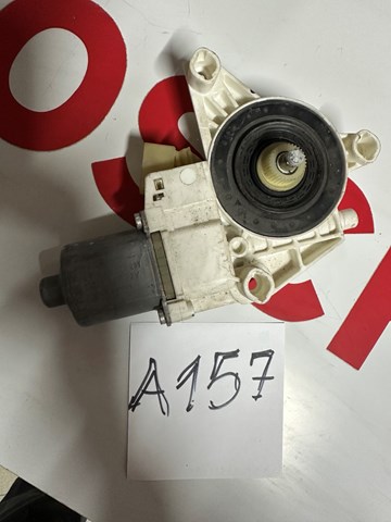 Мотор склопідйомника дверей задніх, лівих A2518200108 MERCEDES