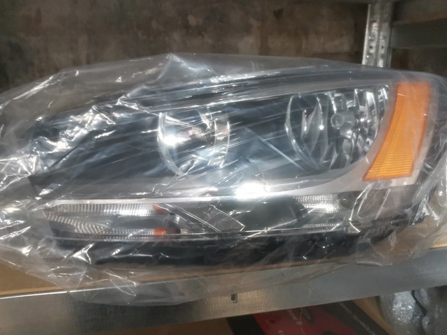 Основна фара в зборі ліва 16D941005 MARKET (OEM)