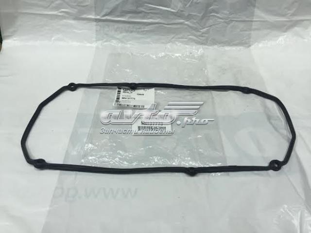 Прокладка кришки клапанної  MN137773 MITSUBISHI