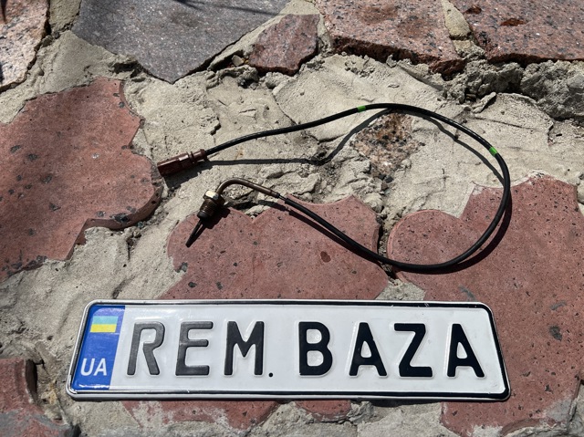 Датчик температури відпрацьованих газів (ВГ), перед фільтром сажі 04L906088DN VAG