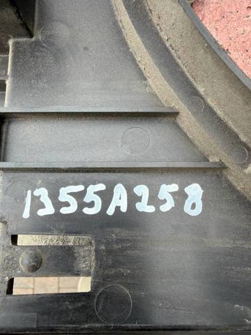 Дифузор (кожух) радіатора охолодження 1355A258 MITSUBISHI