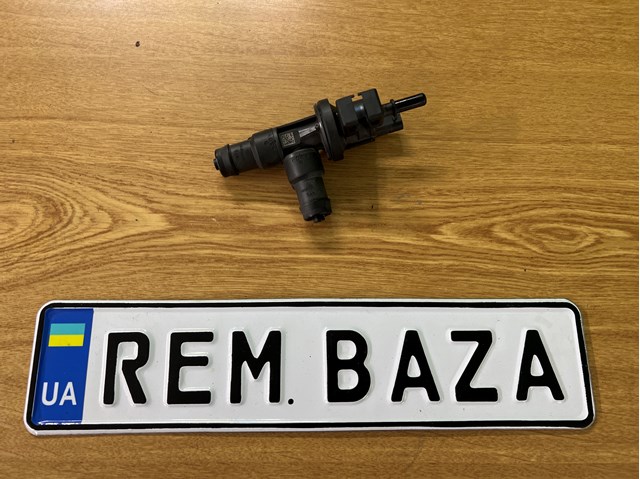 Клапан вентиляції газів паливного бака 13907614013 BMW