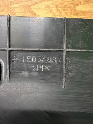 Повітроприймач 1505A887 MITSUBISHI