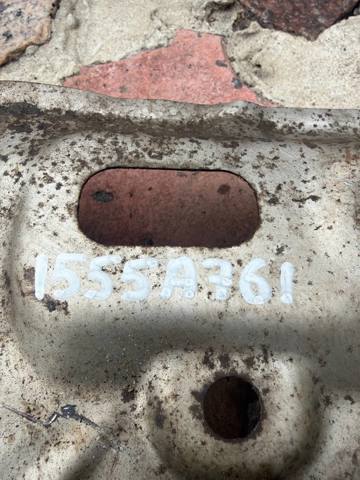 Кришка випускного колектора 1555A761 MITSUBISHI
