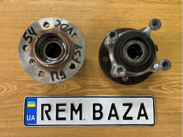 Маточини передніх коліс 31206874443 BMW