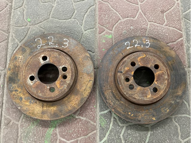 Диск переднього гальма 34116858651 BMW