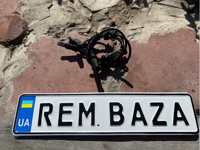 Датчик АБС (ABS) задній 34526895882 BMW