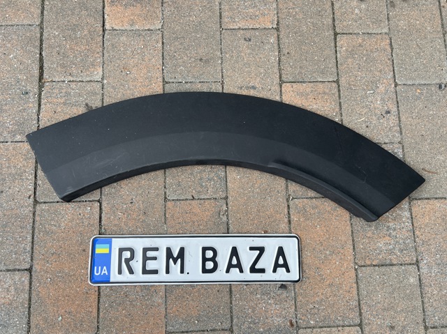 Молдинг задньої арки крила, лівий 51777389363 BMW