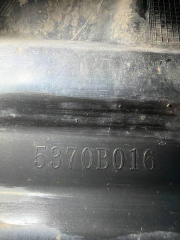 Підкрилок заднього крила, правий задній 5370B016 MITSUBISHI